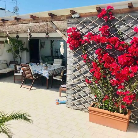 Attico Con Terrazza A Viareggio Apartment ภายนอก รูปภาพ